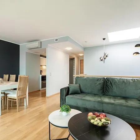 Airhome - Heart Of Center Tallin