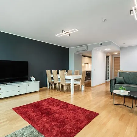 Airhome - Heart Of Center Apartament Tallin