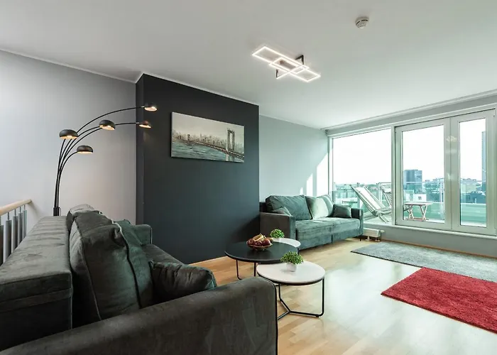 Airhome - Heart Of Center