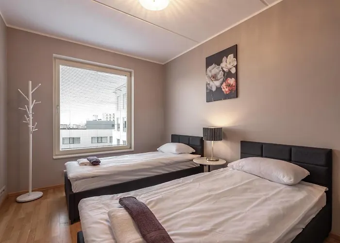 Airhome - Heart Of Center