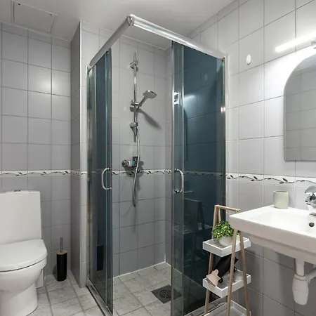 Airhome - Heart Of Center *